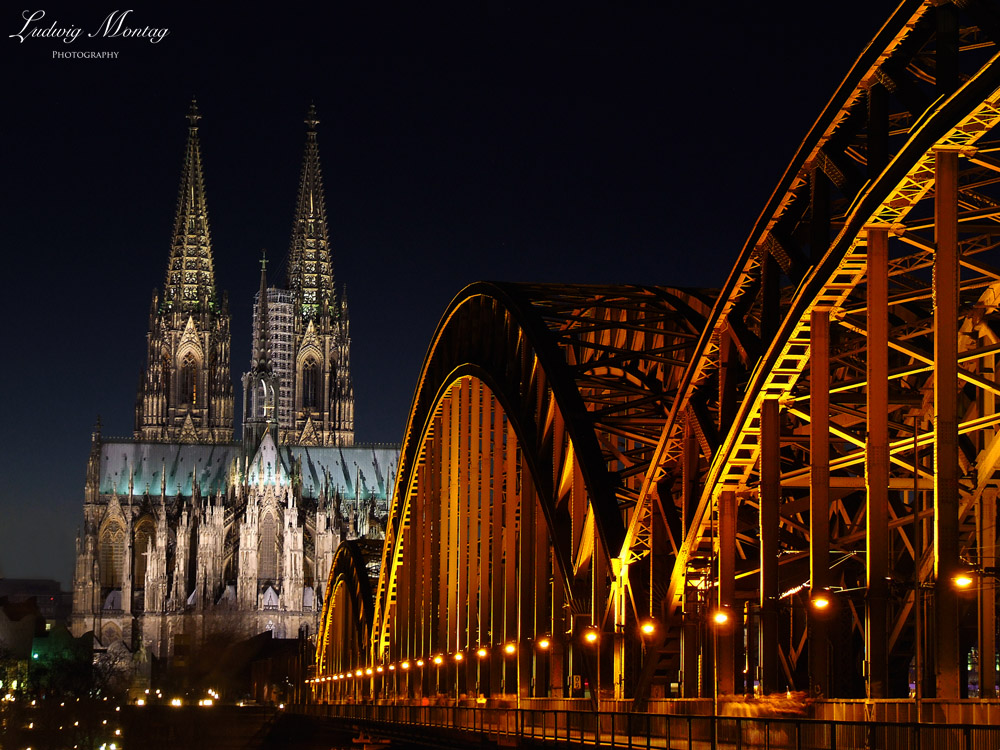 Kölner Dom mit Hohenzollernbrücke