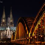 Kölner Dom mit Hohenzollernbrücke