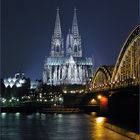 Kölner Dom mit Hohenzollernbrücke...