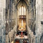 Kölner Dom, Mittelschiff vom Triforium aus fotografiert