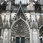 Kölner Dom Nordseite (1) (04.01.2012)