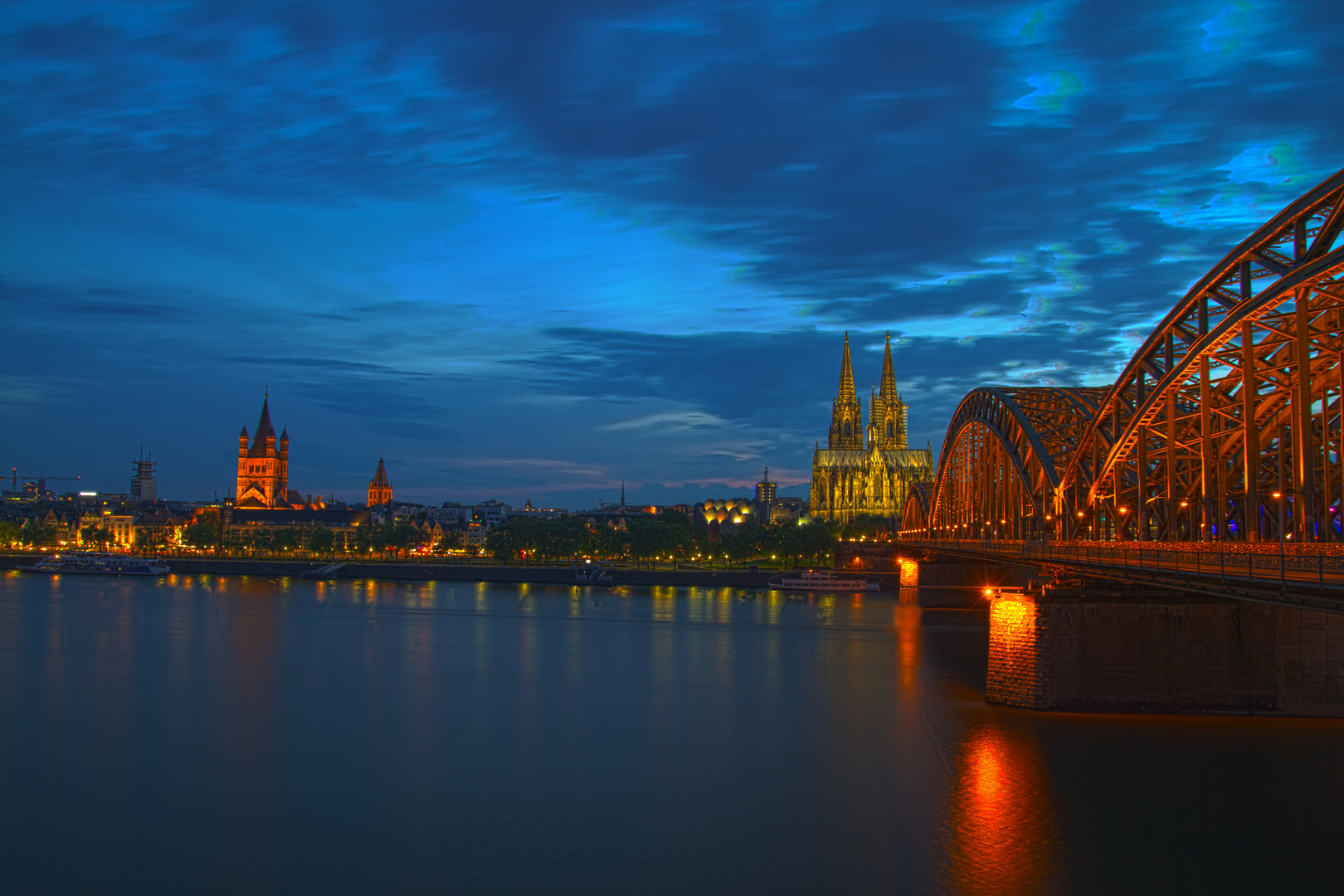 Kölner Dom Panorama 3 HDR