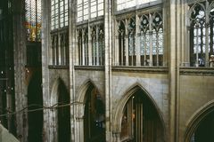 Kölner Dom, Seitenschiff vom Triforium aus fotografiert