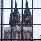 Kölner Dom spiegelt sich im Hyat