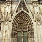 Kölner Dom Südseite nach einem Gewitter fotografiert