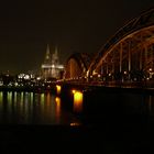 kölner Dom und Brücke erleuchtet