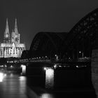 Kölner Dom und die Eisenbrücke