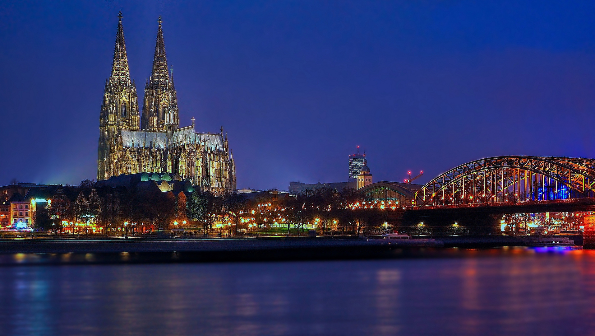 Kölner Dom und Hohenzollern Brücke