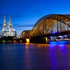 Kölner Dom und Hohenzollernbrücke by Night