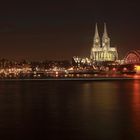 Kölner Dom und Rheinufer