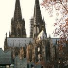 Kölner Dom vom Rheinufer aus fotografiert (29.11.2011) (5)