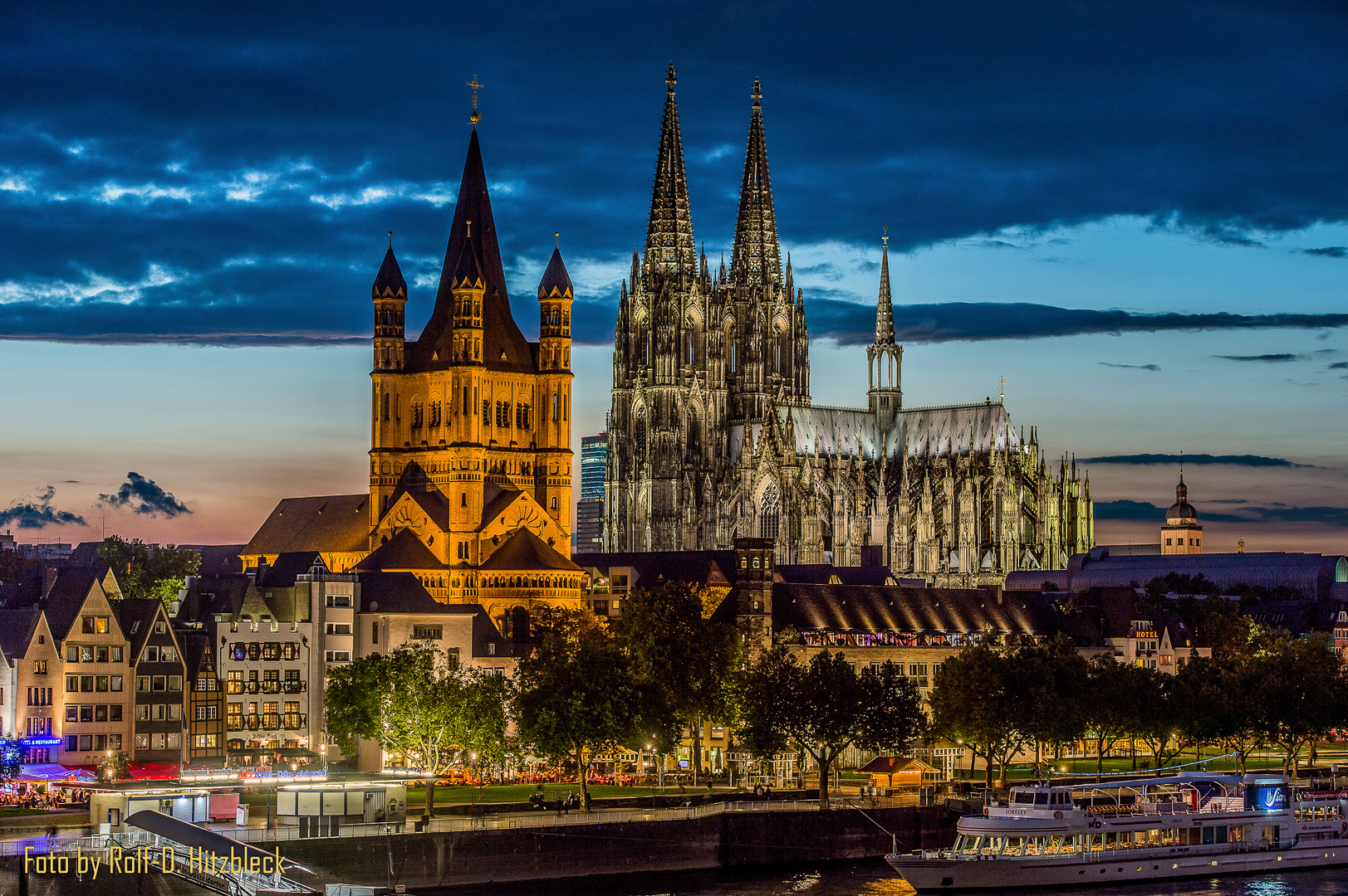 Kölner Dom von der Deutzer Brücke