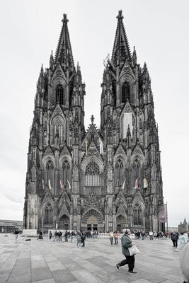 Kölner Dom von vorne