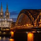 Kölner Dom zur blauen Stunde