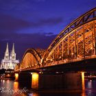 Kölner Glanz bei Nacht
