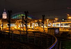 Kölner Hbf bei Nacht