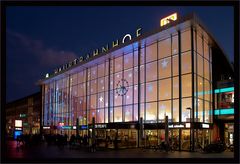 Kölner HBF in Weihnachtsbeleuchtung