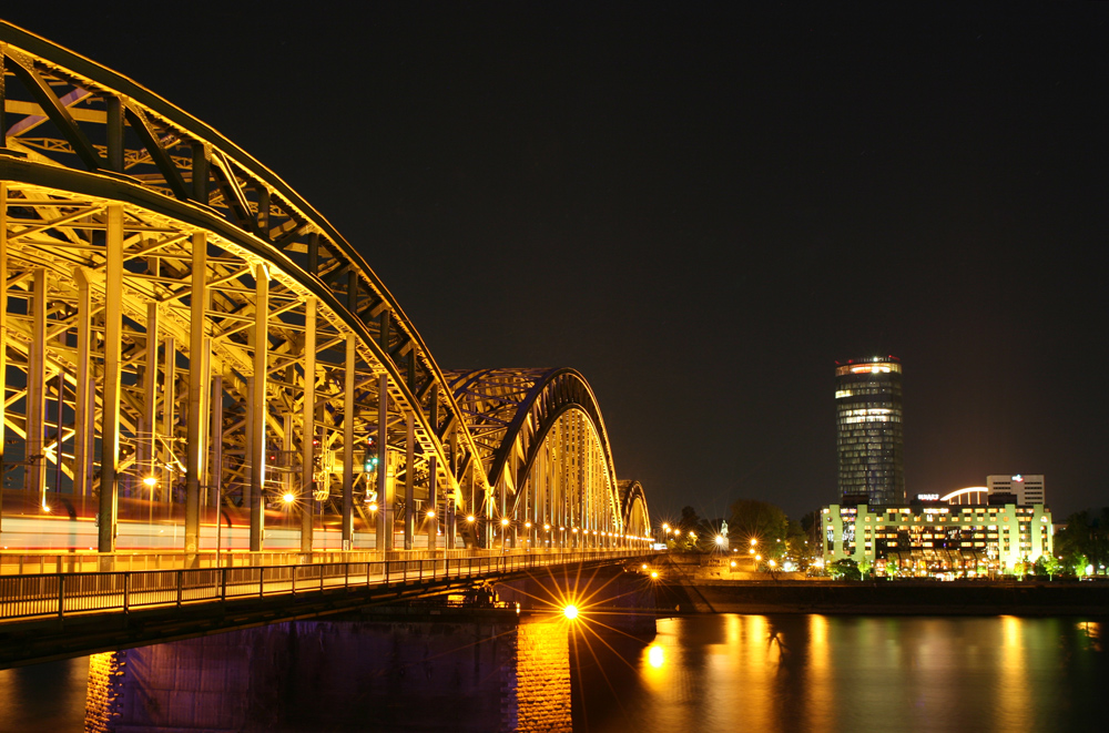 Kölner Hohenzollernbrücke