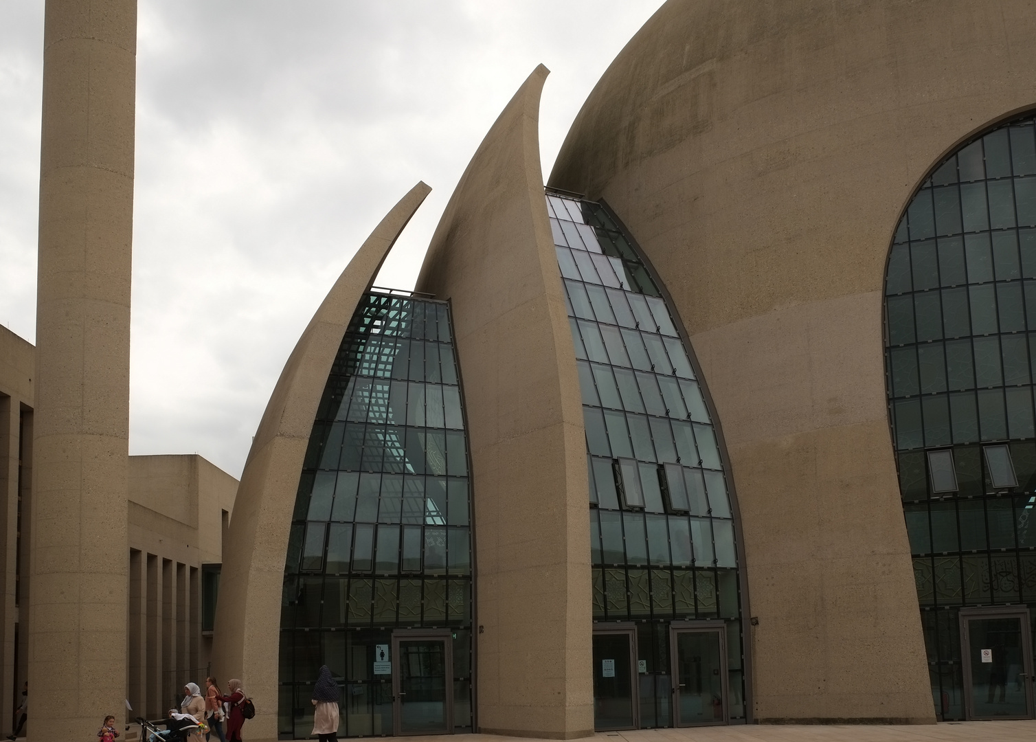 Kölner Moschee - lichtdurchlässig