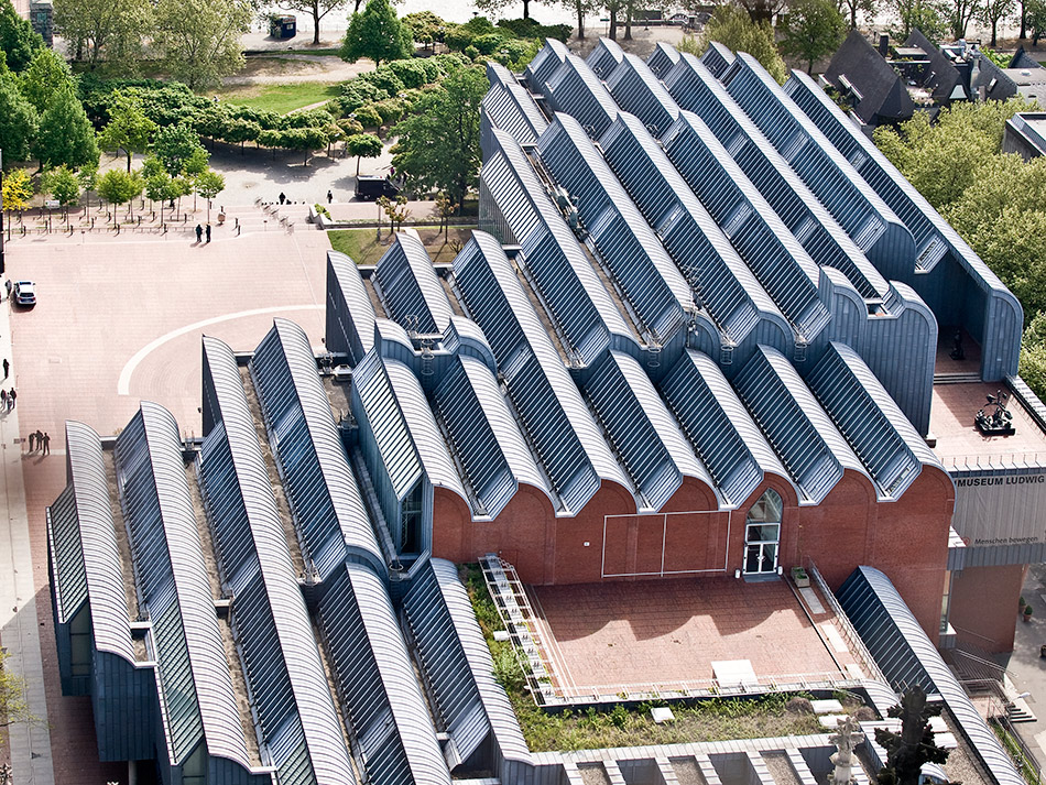 kölner philharmonie vom domturm aus gesehen