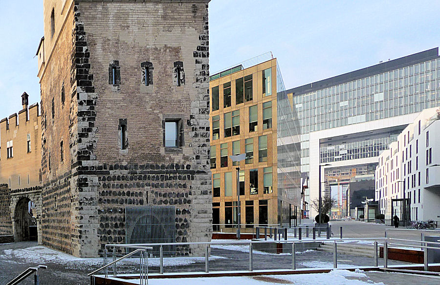 Kölner Rheinauhafen im Winter 3