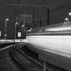 Kölner S-Bahn bei Nacht