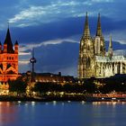 Kölner Skyline am Abend (Kölner Dom und Groß St. Martin)