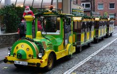 Kölner "Straßenbahn" im Advent