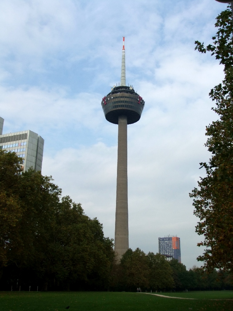 Kölner T Turm