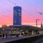 Kölner Triangle Tower im Abendrot