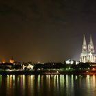 Kölner Wahrzeichen bei Nacht