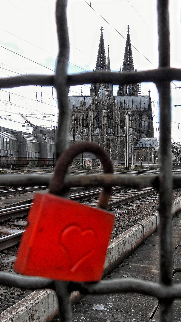 KölnerKlassikerAndersGesehen 09 - wir lieben den Dom ;-)