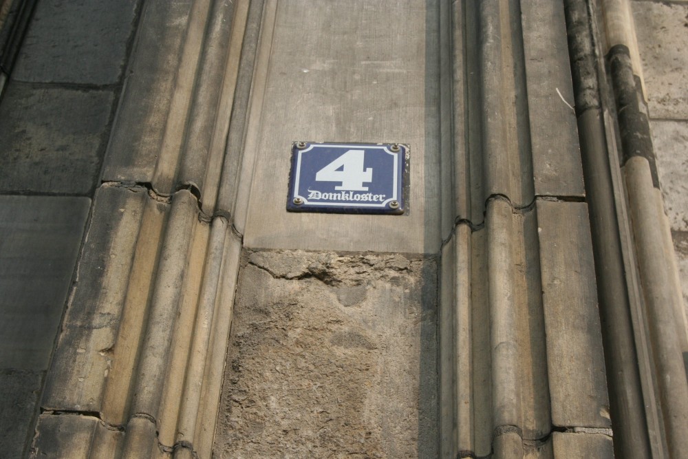 Kölns zweit bekannteste Haus-Nr, die kaum einer kennt, die Haus-Nr. des Doms