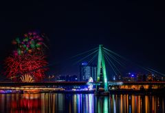 Köln_Severinsbrücke_Feuerwerk