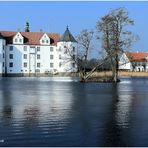 Königliche Residenz-das Wasserschloß Glücksburg