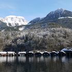 Königlicher Ausblick am winterlichen See