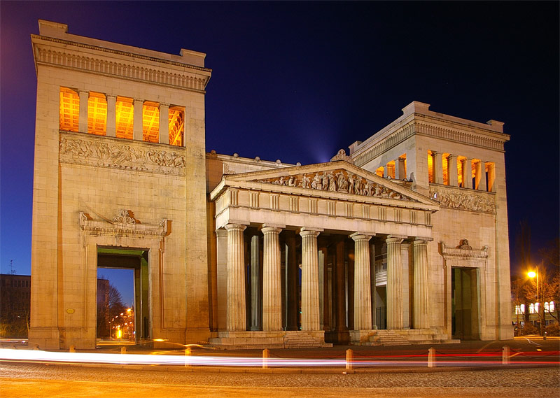 Königsplatz @ Night