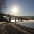 Körbecker Brücke über den Möhnesee im Winter