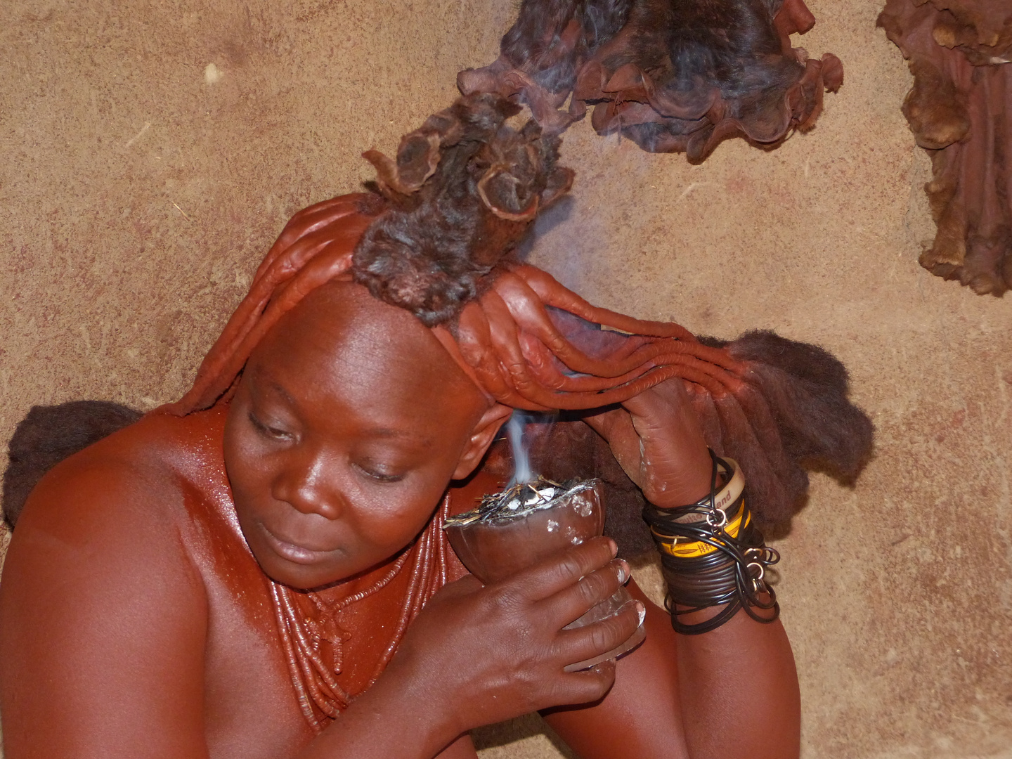 Koerperpflege Himba - 1