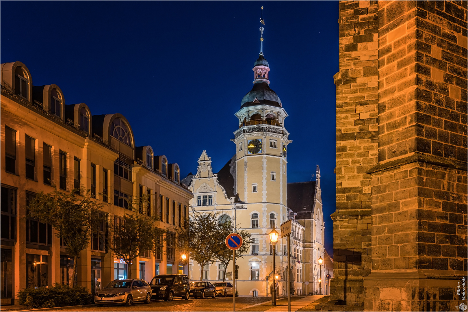 Köthen, Blick zum Rathaus