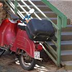 Koffer mit Moped