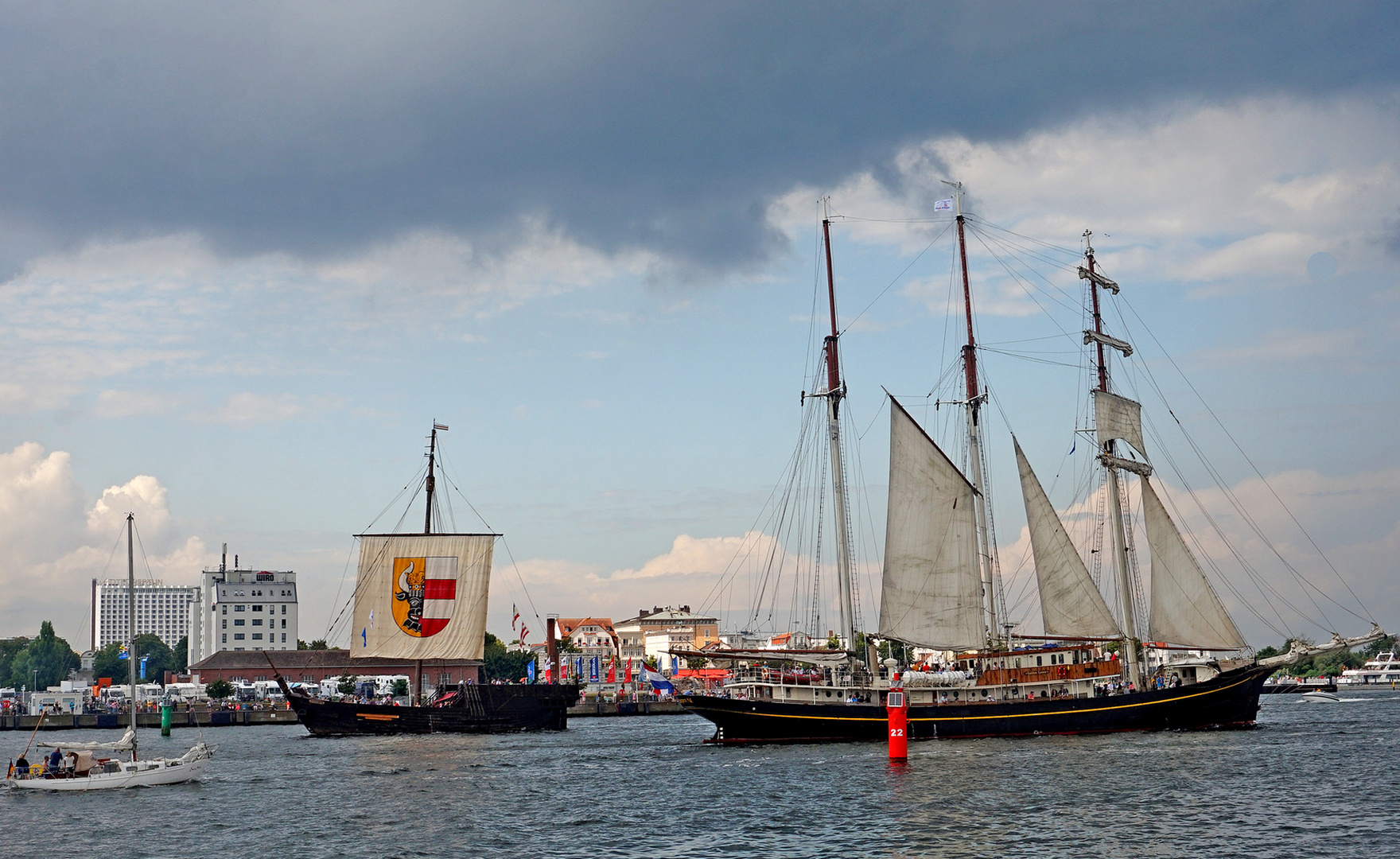 Kogge und Schoner Gulden Leeuv