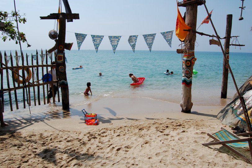 Koh Chang, White Sand Beach, nähe Rock Sand, 30 Grad Wasser und 33 Luft