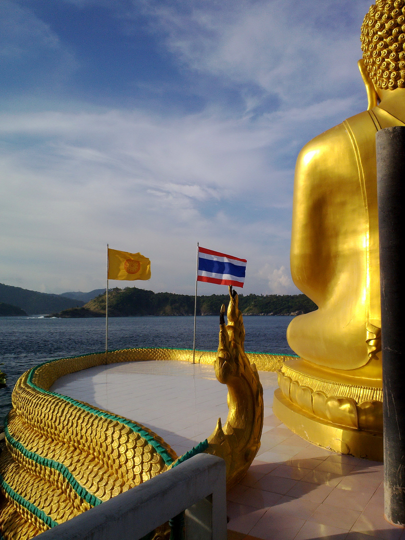 Koh Gaew (Buddha Island)