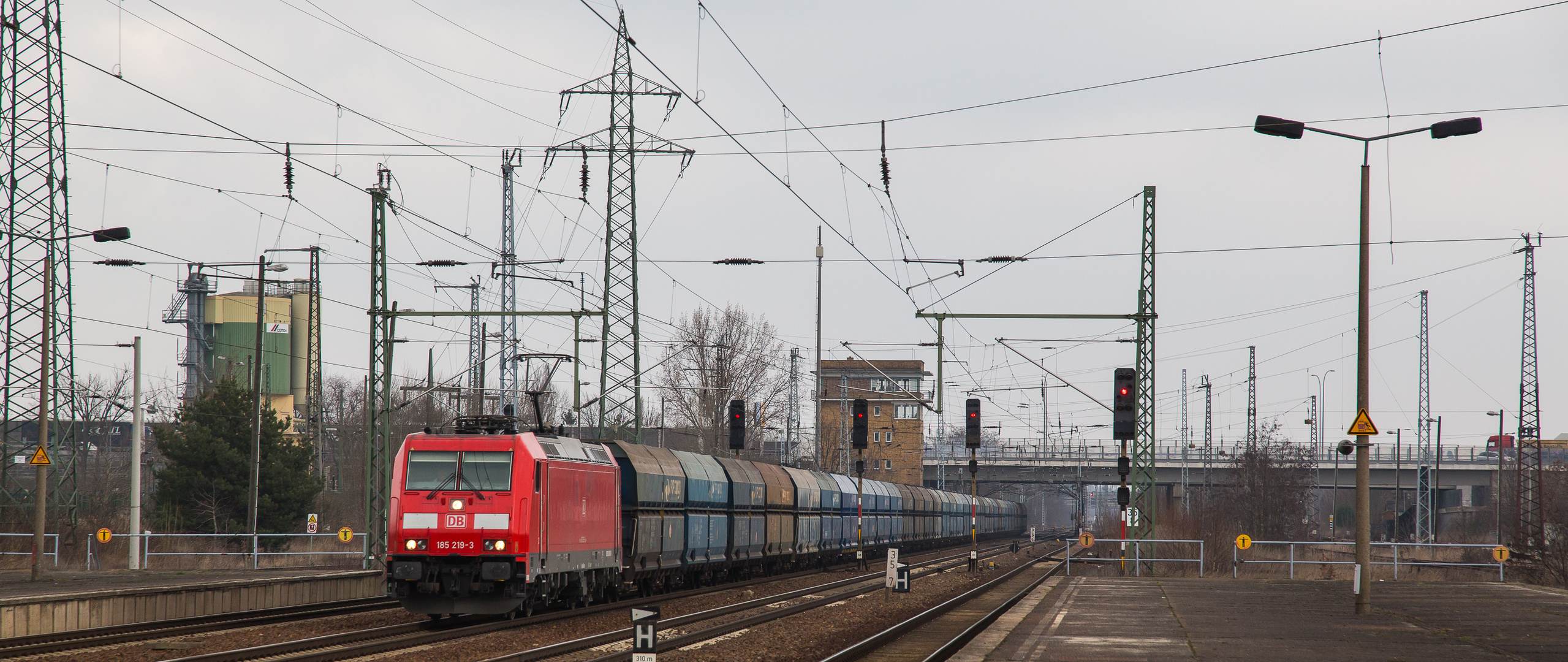 "Kohlebomber" in Schönefeld