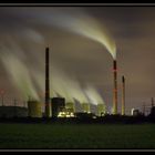 Kohlekraftwerk in Gelsenkirchen Scholven bei Nacht