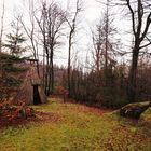 Kohlenmeiler und Köhlerhütte