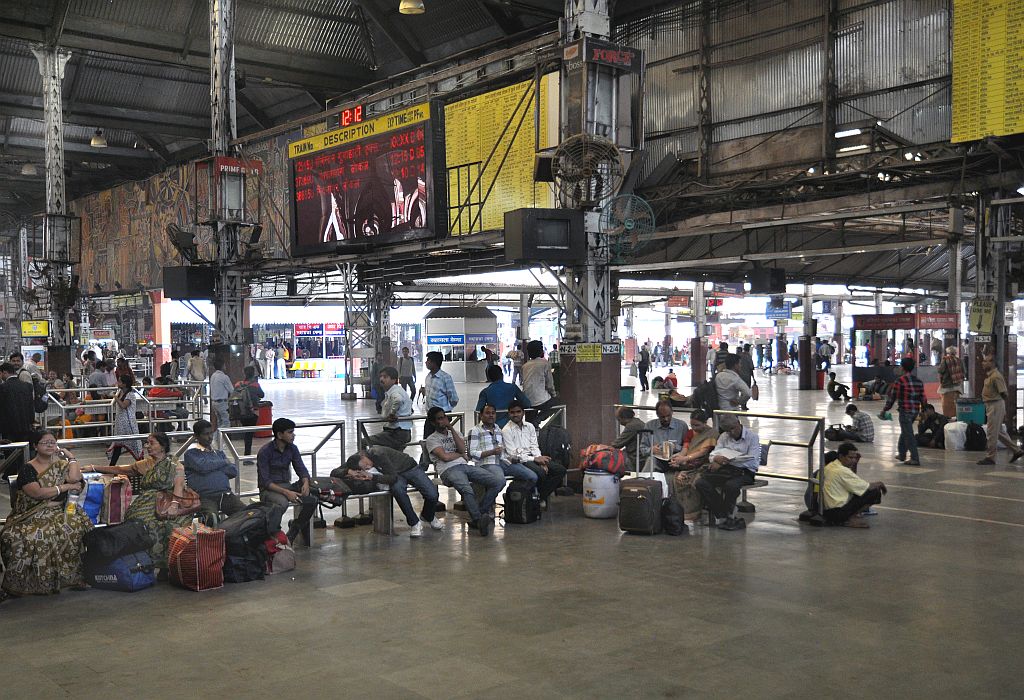 Kolkata Howrah Station
