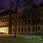 Kollegienhaus bei Nacht