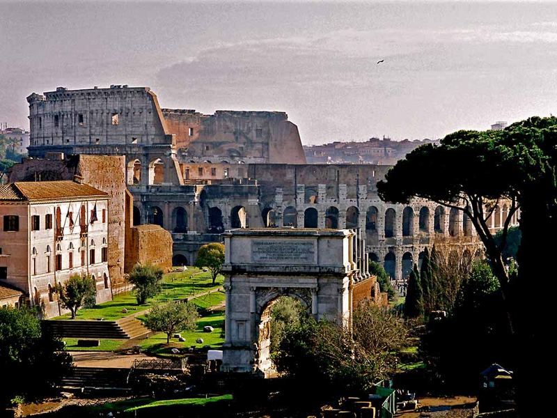 Kolloseum - Tiefe Einblicke Roms